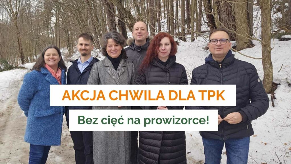 Ilustracja do tekstu: akcja chwila dla TPK, stop cięż na prowizorce, przedstawia osoby występujące na konferencji prasowej